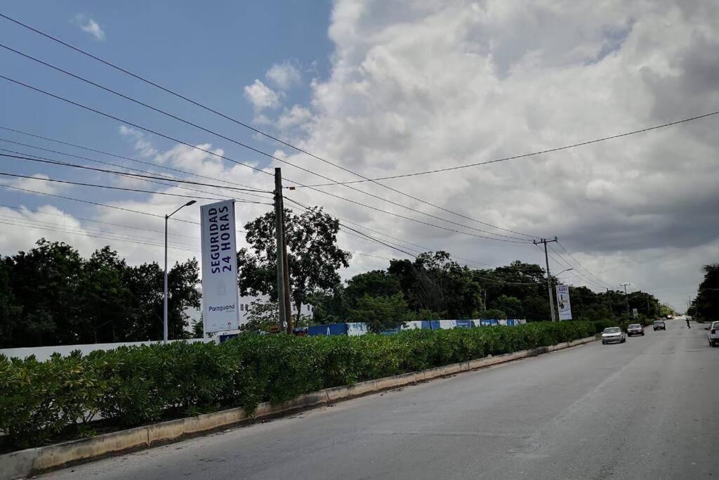 Residencial con seguridad y áreas recreativas. Vila Cancún Exterior foto